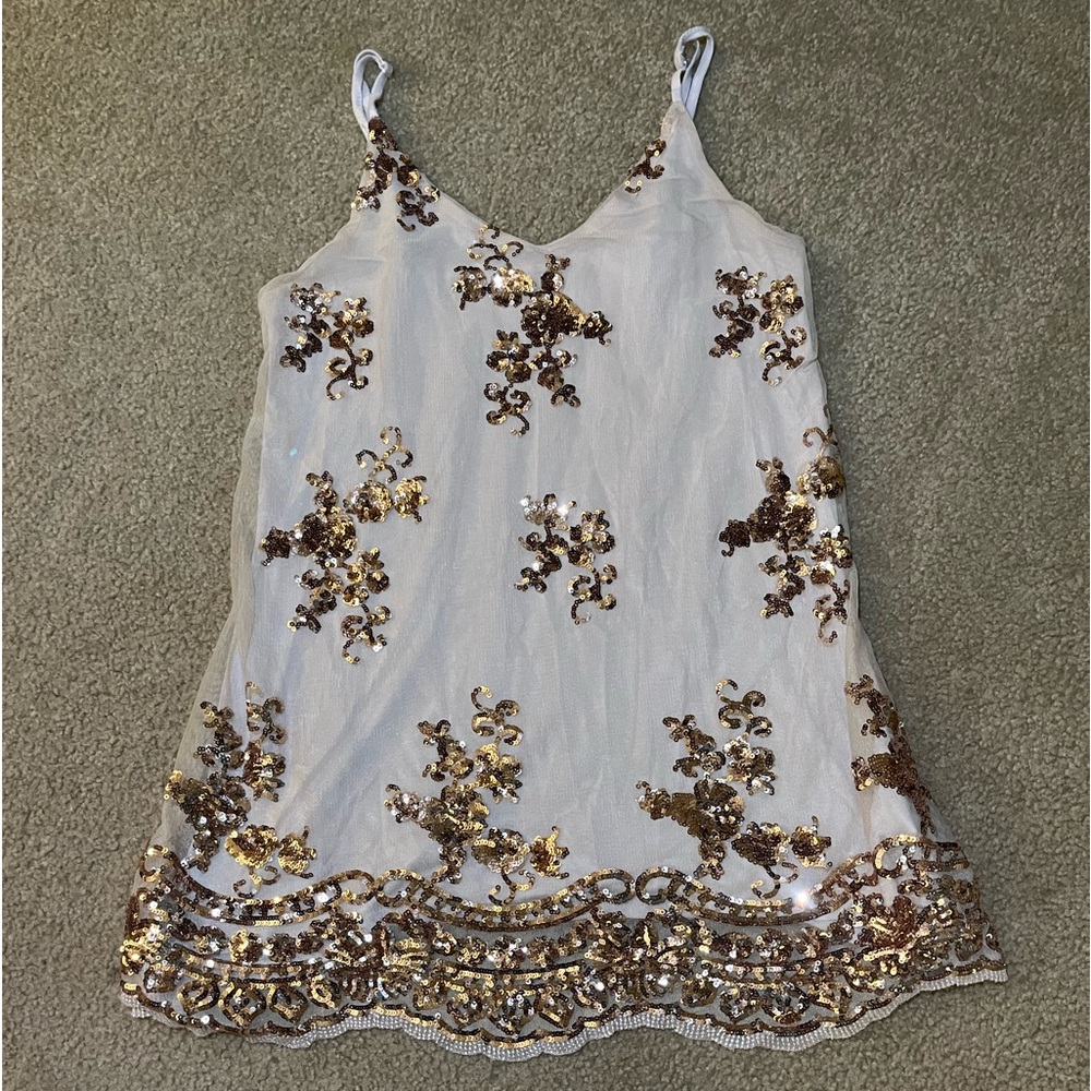 About a girl small beige tank top
